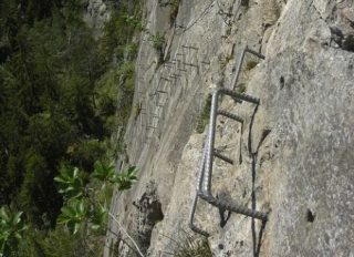 Agarres de la vía ferrata